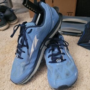Blue altra running shoes